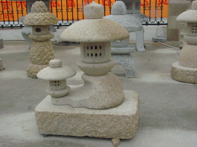 小石灯09
