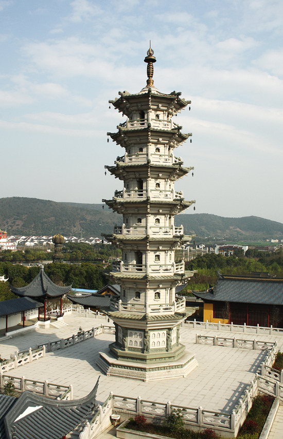 石塔36